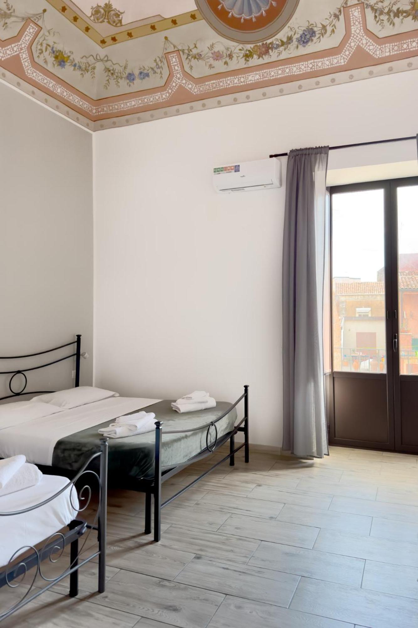 Apartamento Casa L'8 Catania Exterior foto